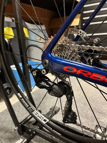 Used Orbea AVANT M30TEAM-D 2020 2020 Road & Gravel, Blue — image 4 of 7