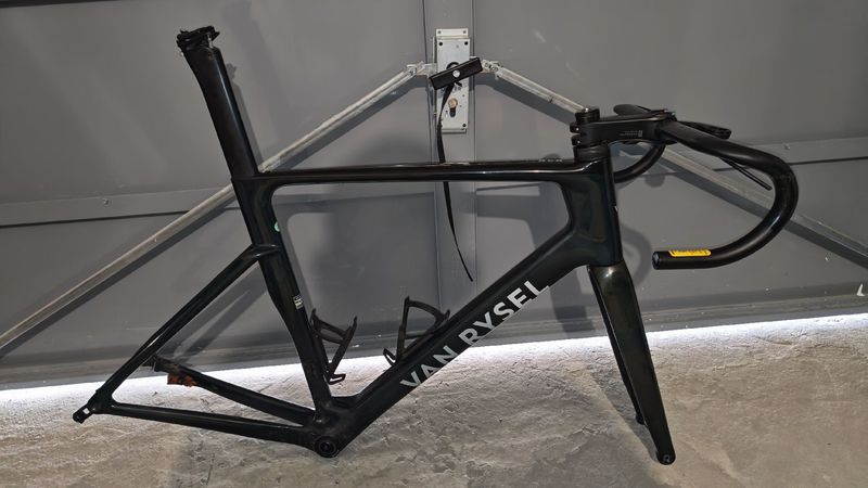 Used Van rysel Rennrad Race RCR-R Pro Shimano Ultegra Di2 Powermeter Grün 2025 Frameset 2025 Road & Gravel
