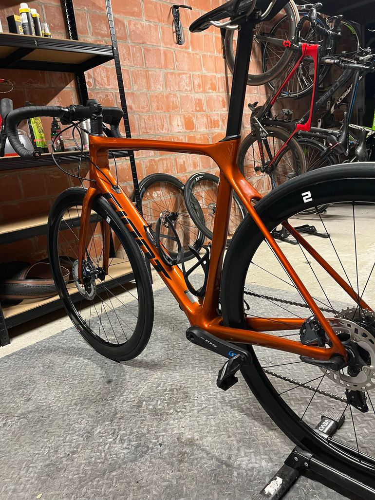Käytetty Giant TCR Advanced Disc 1+ Pro Compact 2022 2022 Road & Gravel — kuva 7 / 10