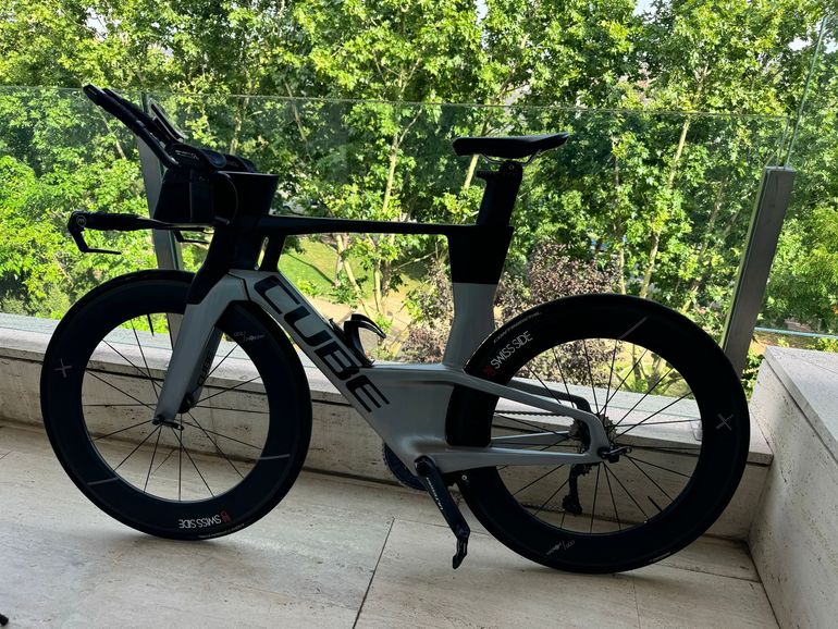 Gebrauchtes CUBE AERIUM C:68 TT, SL HIGH 2022 2022 Road & Gravel, Hellgrau — Bild 2 von 7