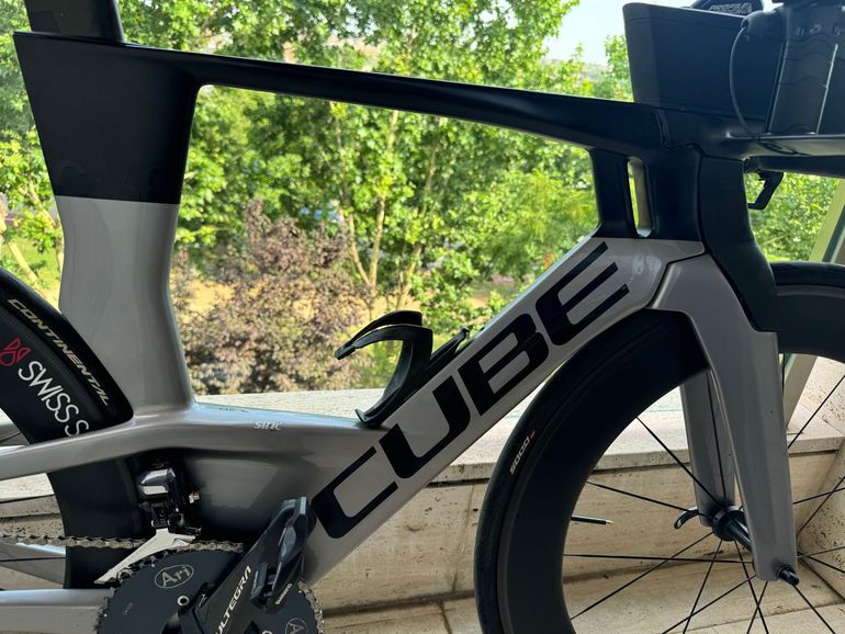 Gebrauchtes CUBE AERIUM C:68 TT, SL HIGH 2022 2022 Road & Gravel, Hellgrau — Bild 6 von 7