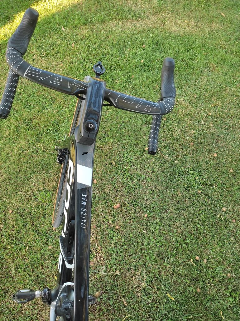 Focus IZALCO MAX DISC 9 FRAMESET 2021 Frameset 2021 Road & Gravel d'occasion — image 4 sur 4