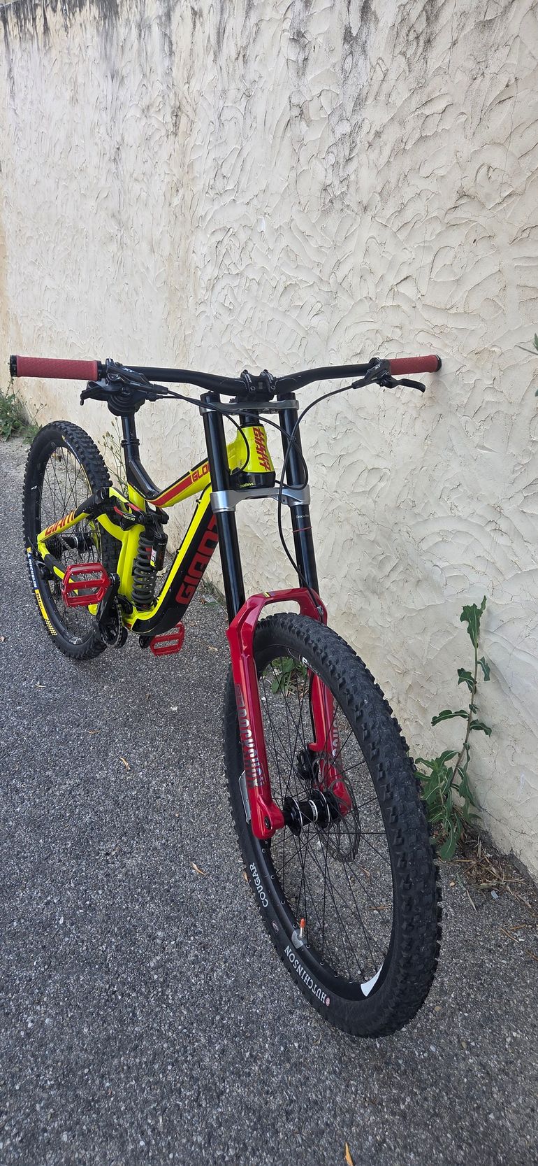 Used Giant Glory 27.5 2 2016 2016 Mountainbike, Black — image 2 of 7