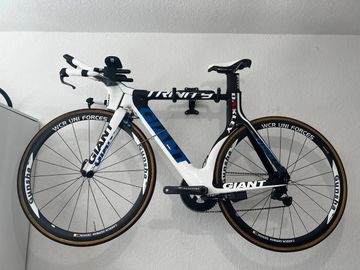 Używany Giant Trinity Advanced SL 0 2011 2011 Road & Gravel — zdjęcie 9 z 20