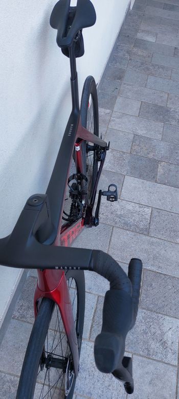 Używany Trek Madone SLR 6 Gen 7 2024 2024 Road & Gravel — zdjęcie 8 z 10