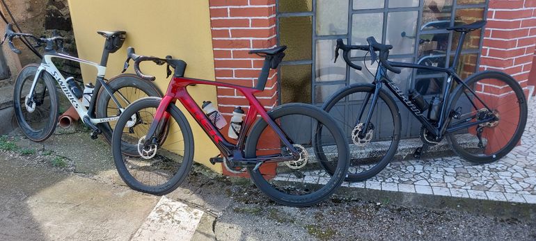 Używany Trek Madone SLR 6 Gen 7 2024 2024 Road & Gravel — zdjęcie 4 z 10
