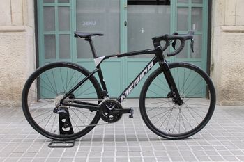 Käytetty Merida SCULTURA 6000 Di2 2024 2024 Road & Gravel — kuva 2 / 4