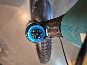 Käytetty Pivot SHUTTLE LT Ride SLX/XT 2025 2025 Mountainbike — kuva 8 / 11