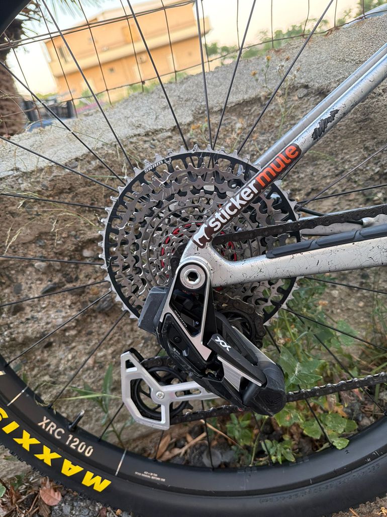 Used Trek Supercaliber SLR 9.9 XX AXS Gen 2 2025 2025 Mountainbike, Light Gray, 29 — image 3 of 6