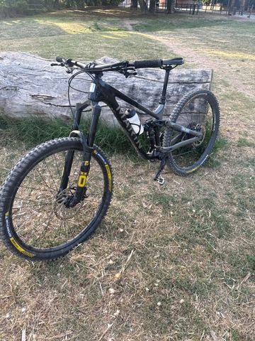 Brugt Marin Alpine Trail Carbon 2 2024 2024 Mountainbike — billede 7 af 8