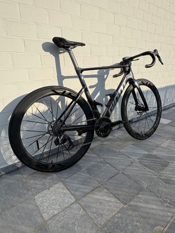 Used Giant Propel Advanced Pro 0-AXS 2027 2027 Road & Gravel, Black — image 4 of 12