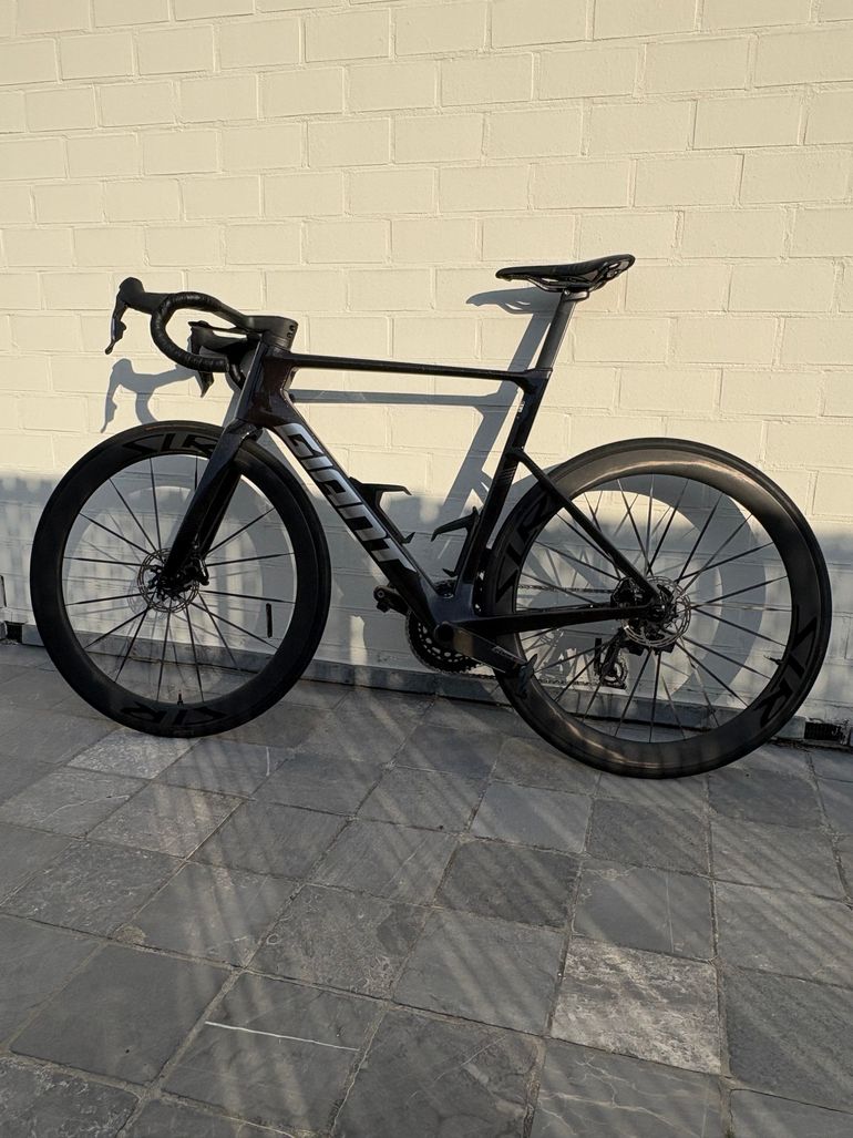Used Giant Propel Advanced Pro 0-AXS 2027 2027 Road & Gravel, Black — image 12 of 12