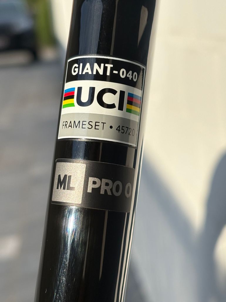 Used Giant Propel Advanced Pro 0-AXS 2027 2027 Road & Gravel, Black — image 5 of 12