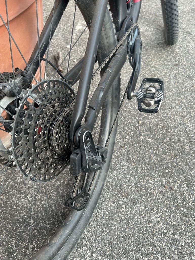 Used Trek Top Fuel 9.9 X0 AXS Gen 4 2025 2025 Mountainbike, Black, 29 — image 3 of 12