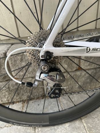 Used Scott Foil Shimano 105 2015 Road & Gravel, White — image 11 of 15