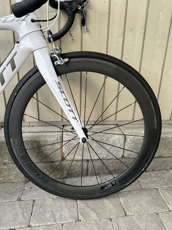 Used Scott Foil Shimano 105 2015 Road & Gravel, White — image 14 of 15