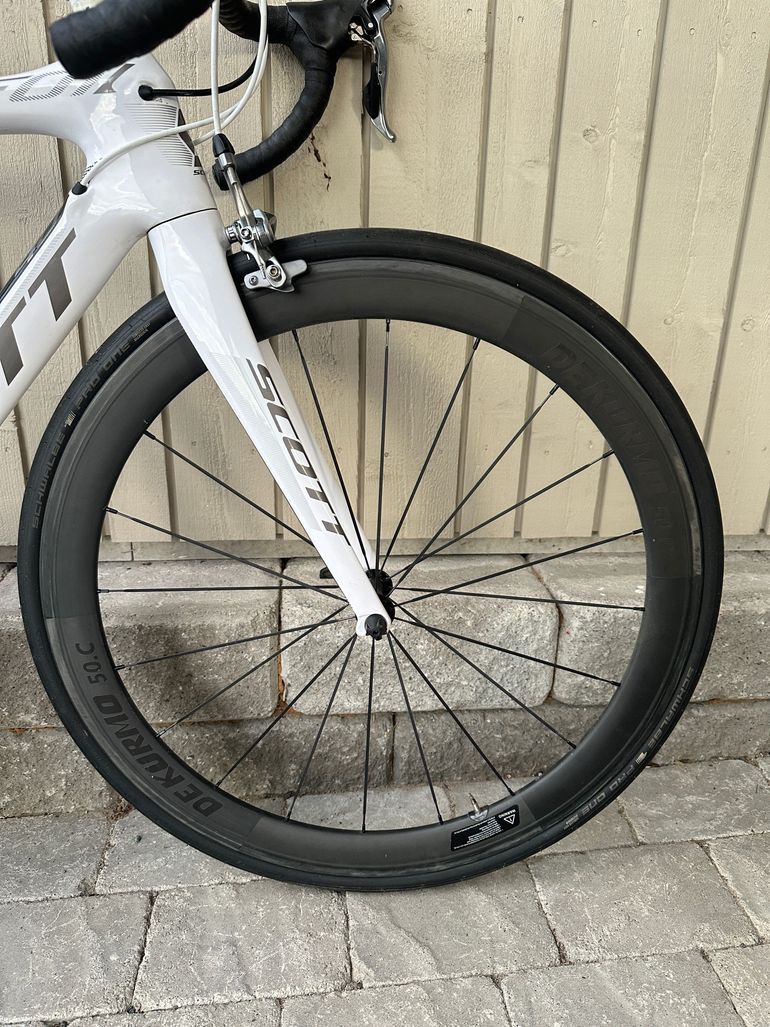 Used Scott Foil Shimano 105 2015 Road & Gravel, White — image 14 of 15