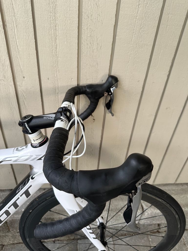 Used Scott Foil Shimano 105 2015 Road & Gravel, White — image 5 of 15
