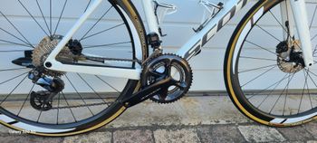 Used Scott Addict RC 10 2021 2021 Road & Gravel, White — image 4 of 5