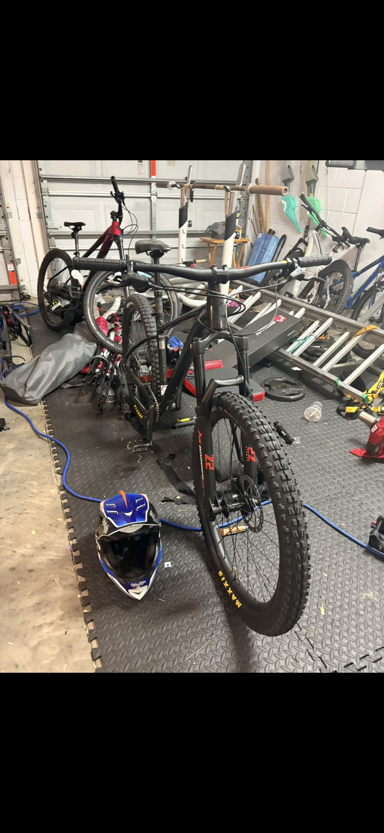 Used Giant Fathom Shimano Deore LX 2024 Mountainbike, Green, 27.5 (650B) — image 4 of 4