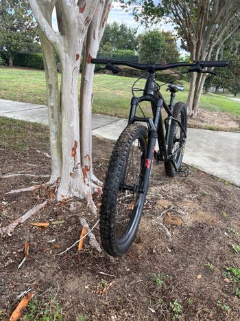 Used Giant Fathom Shimano Deore LX 2024 Mountainbike, Green, 27.5 (650B) — image 2 of 4