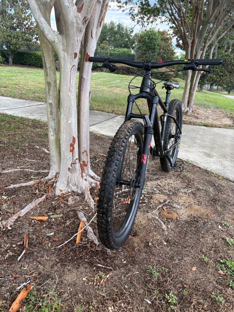 Used Giant Fathom Shimano Deore LX 2024 Mountainbike, Green, 27.5 (650B) — image 2 of 4