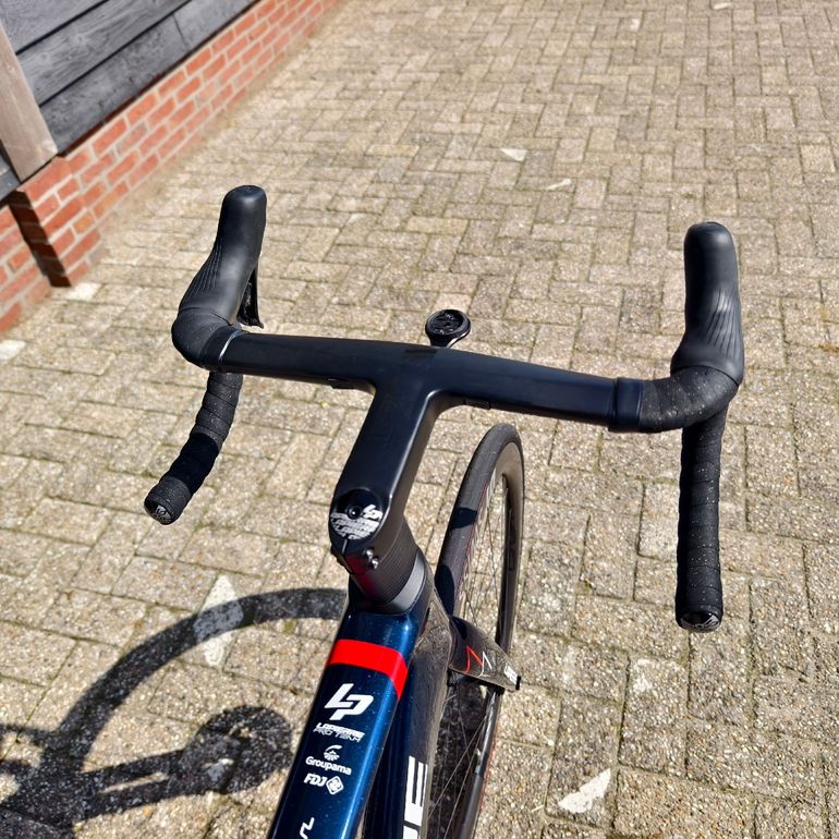 Used Lapierre Xelius Groupama FDJ 2024 Dura Ace 12 Speed DI2 | DT SWISS 2024 Road & Gravel, Blue — image 10 of 20
