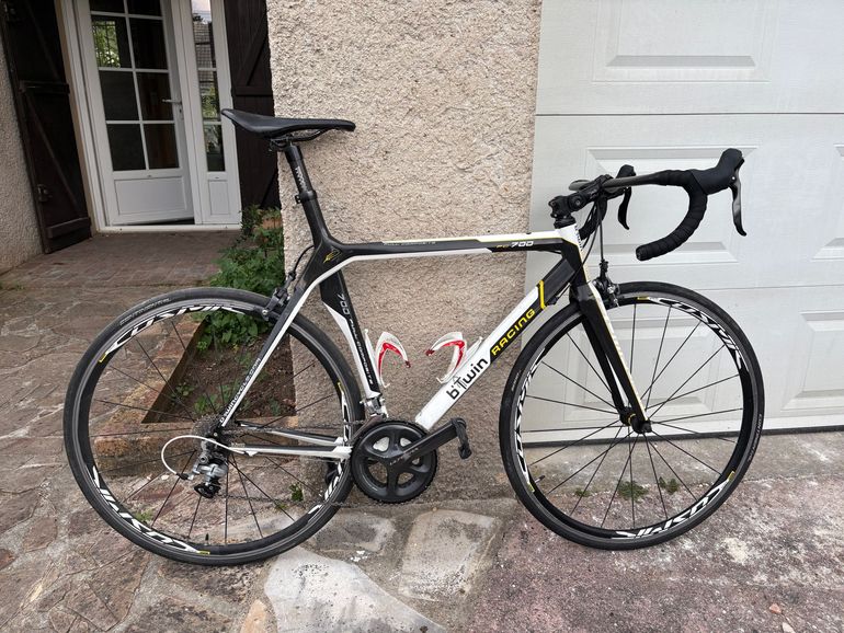 Použité Btwin Racing Custom Shimano Ultegra 2008 Road & Gravel — obrázek 1 z 5