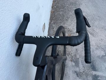 Używany Canyon Aeroad CFR AXS 2026 2026 Road & Gravel — zdjęcie 5 z 11