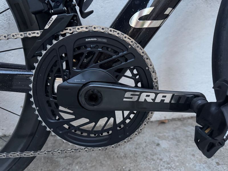 Używany Canyon Aeroad CFR AXS 2026 2026 Road & Gravel — zdjęcie 4 z 11