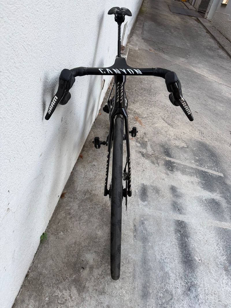 Używany Canyon Aeroad CFR AXS 2026 2026 Road & Gravel — zdjęcie 14 z 15
