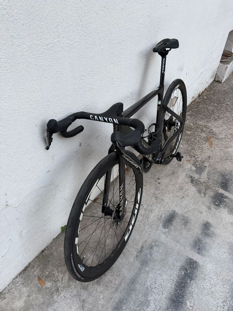 Used Canyon Aeroad CFR AXS 2026 2026 Road & Gravel, Black — image 13 of 15