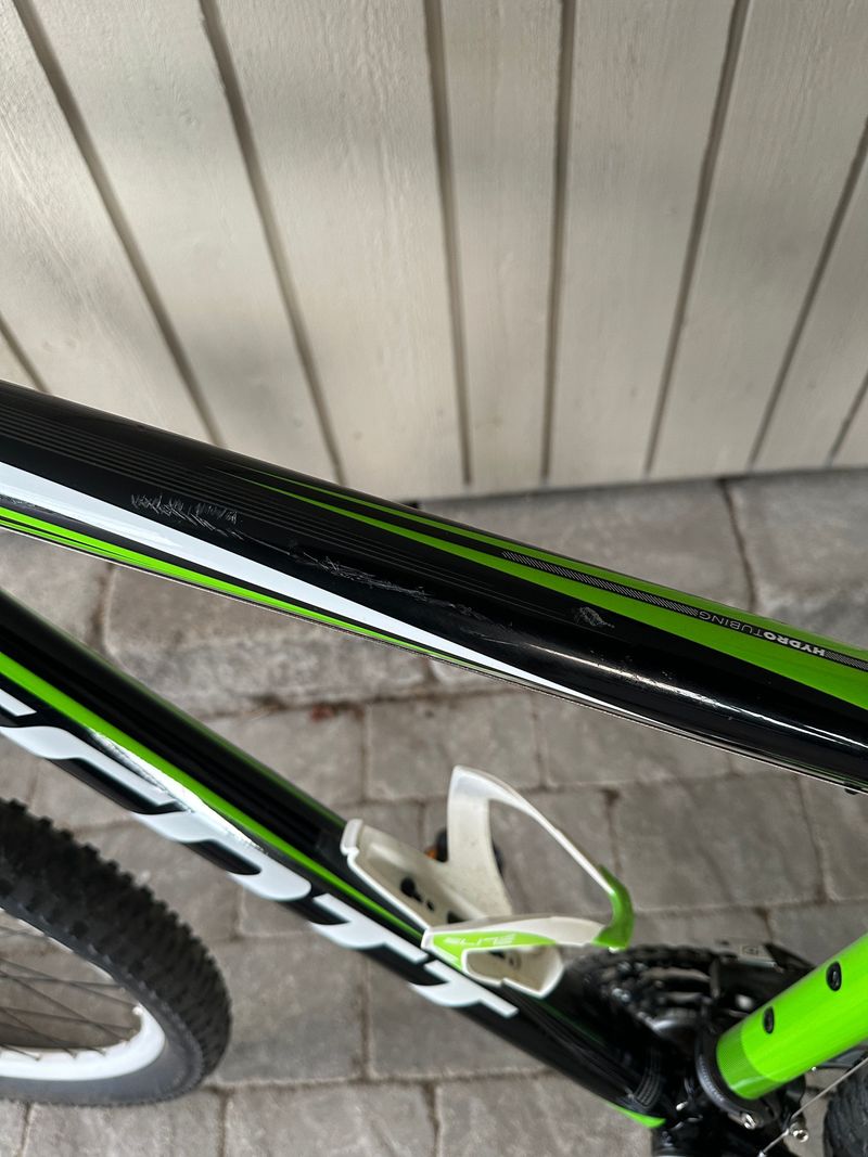 Použité Scott Scale 50 2012 Mountainbike — obrázek 5 z 13
