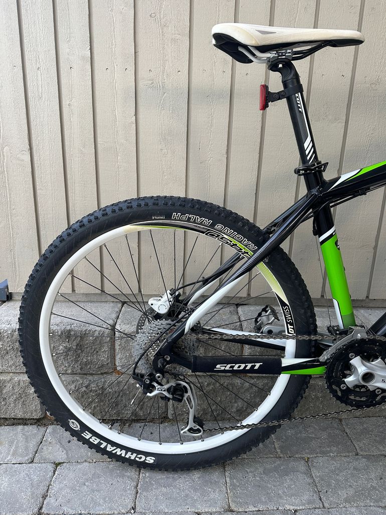 Używany Scott Scale 50 2012 Mountainbike — zdjęcie 2 z 13