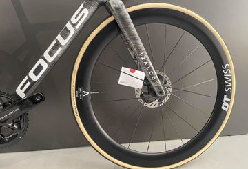 Brugt Focus IZALCO MAX 9.9 2026 2026 Road & Gravel — billede 3 af 4