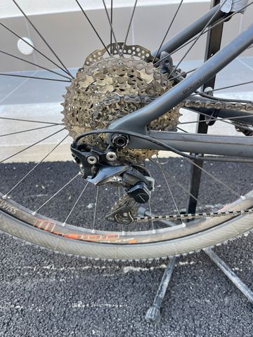Used Trek Procaliber 9.7 2018 2018 Mountainbike, Light Gray, 27.5, 29 — image 9 of 13