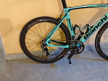 Używany Bianchi Oltre Shimano Dura Ace 2019 Road & Gravel — zdjęcie 2 z 7