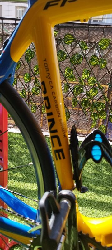 Used Pinarello Prince Shimano 105 2009 Road & Gravel, Blue — image 10 of 17