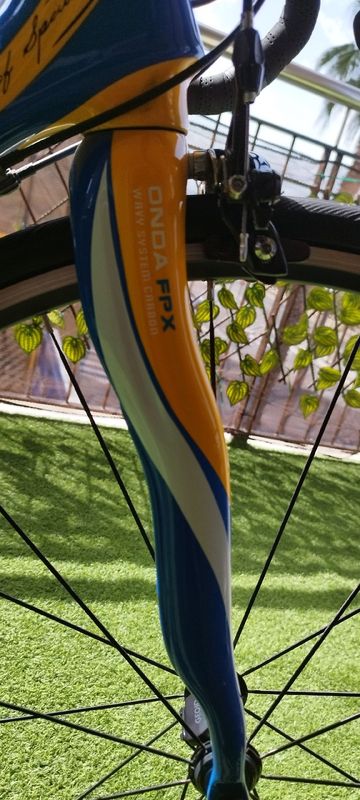Used Pinarello Prince Shimano 105 2009 Road & Gravel, Blue — image 7 of 17