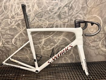 Použité Specialized S-Works Tarmac SL8 - Shimano Dura-Ace Di2 2026 Frameset 2026 Road & Gravel — obrázek 2 z 4