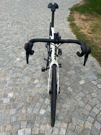 Used Giant Defy Shimano 105 2020 Road & Gravel, White — image 2 of 8