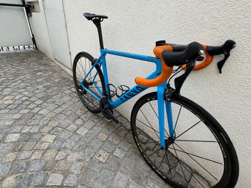Used Canyon Ultimate CF SL 8 2022 2022 Road & Gravel, Blue — image 4 of 7