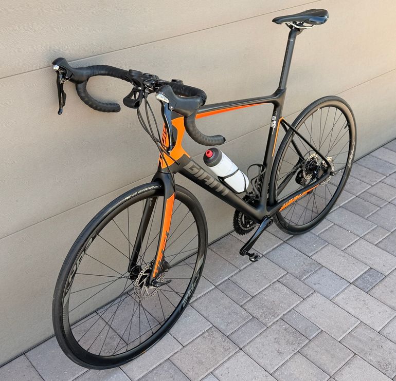 Used Giant Defy Advanced 2 2019 2019 Road & Gravel, Orange — image 2 of 3