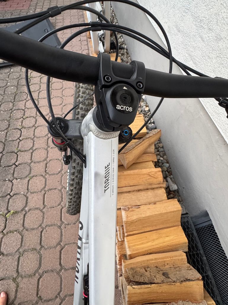 Used Canyon Torque 6 2025 2025 Mountainbike, Light Gray, 29, 27.5 — image 23 of 28