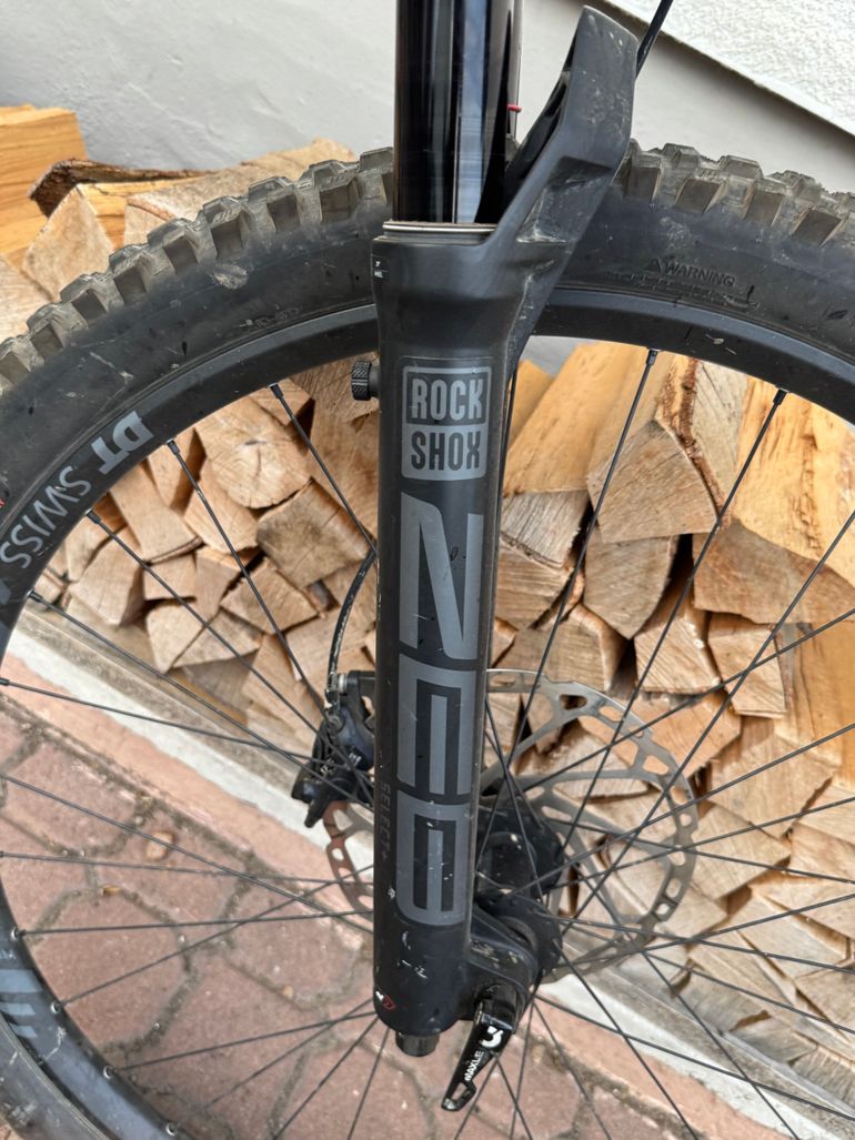 Used Canyon Torque 6 2025 2025 Mountainbike, Light Gray, 29, 27.5 — image 9 of 28
