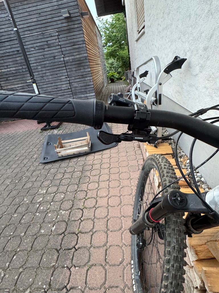 Used Canyon Torque 6 2025 2025 Mountainbike, Light Gray, 29, 27.5 — image 22 of 28