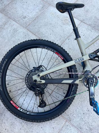 Used Commencal CLASH RIDE 2021 2021 Mountainbike, Light Gray, 27.5 — image 3 of 11