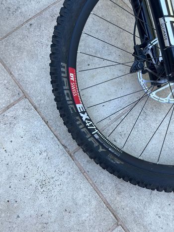 Used Commencal CLASH RIDE 2021 2021 Mountainbike, Light Gray, 27.5 — image 8 of 11