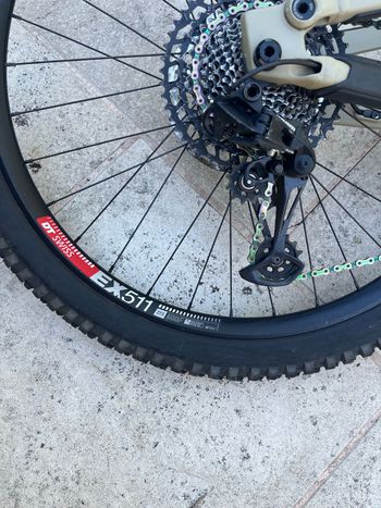 Used Commencal CLASH RIDE 2021 2021 Mountainbike, Light Gray, 27.5 — image 9 of 11