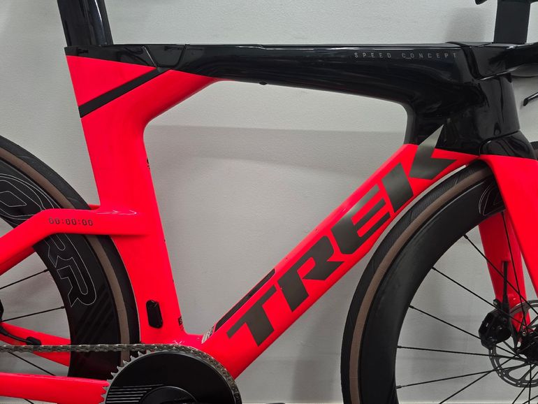Used Trek Speed Concept SLR 7 AXS 2026 2026 Road & Gravel, Red — image 2 of 19